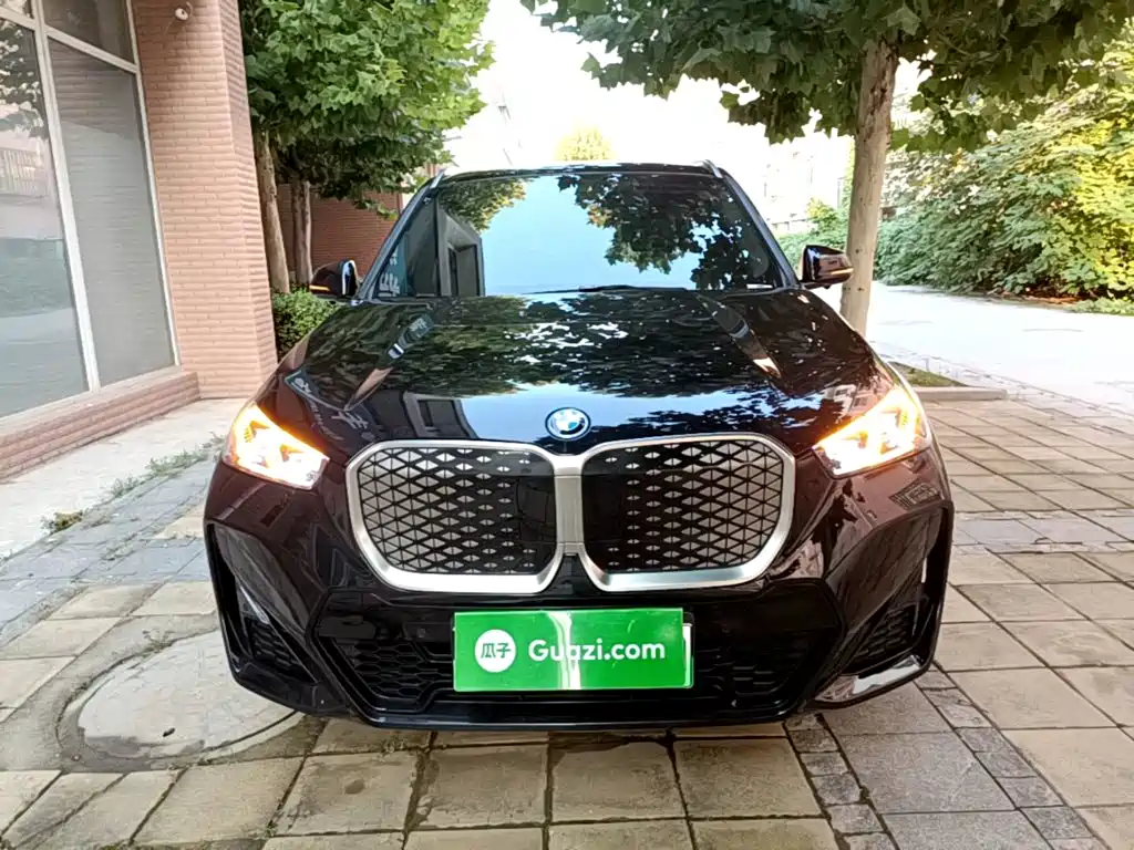BMW iX1 2024 2023 eDrive25L M Sport Package