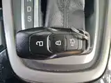 Фото 12 - Ford Edge