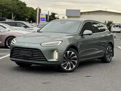 AITO M5