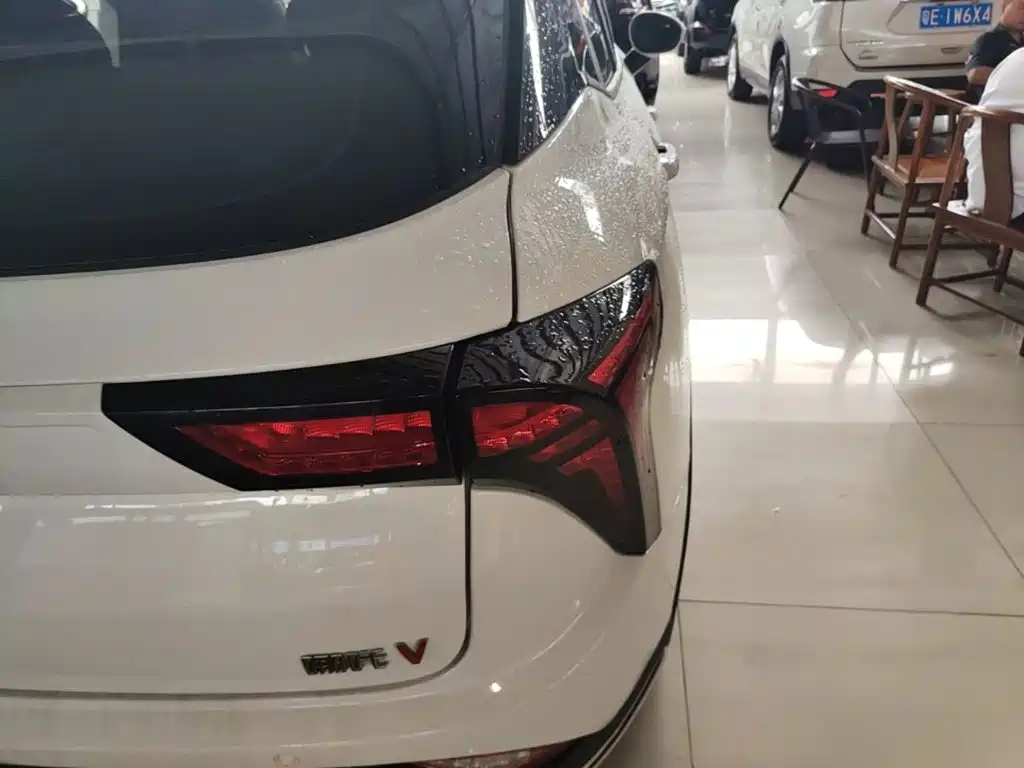 Photo 8 - Nezha Auto Nezha V