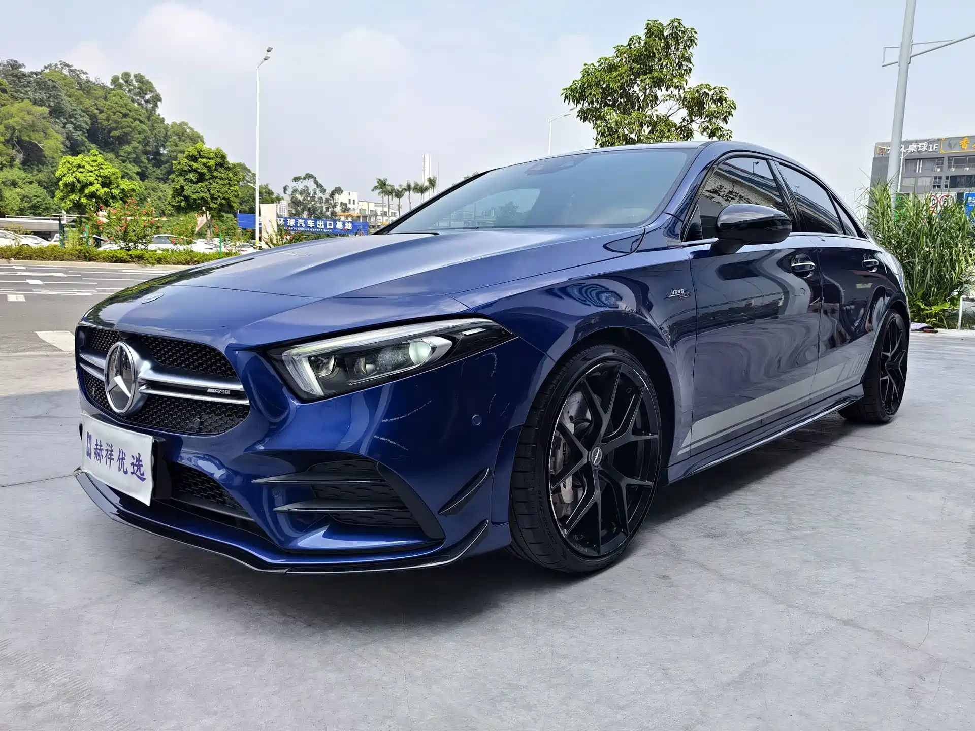 صورة 1 - Mercedes-Benz A-Class AMG
