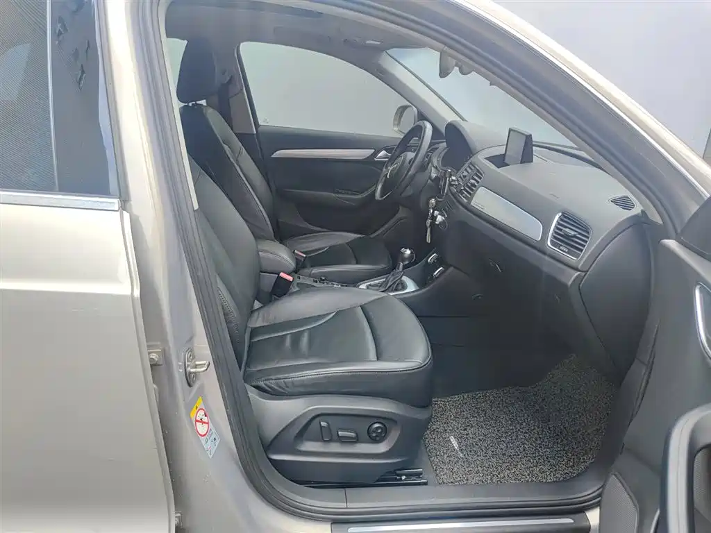 Audi Q3 2013 35 TFSI quattro Technology фото 11