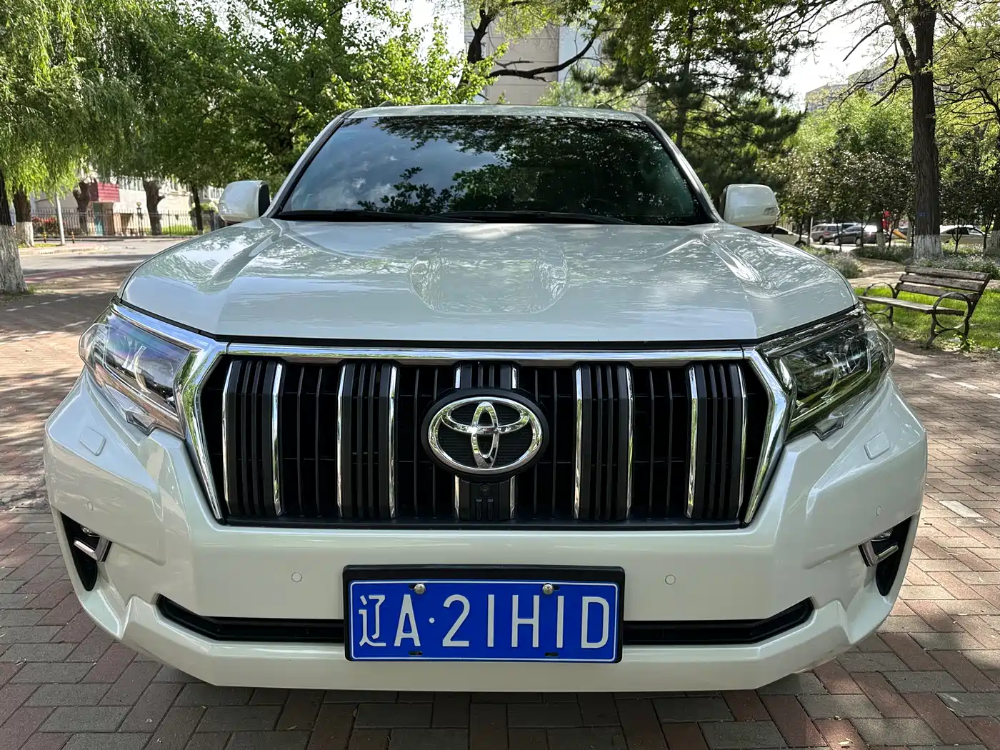 Toyota Prado 2018 3.5L Automatic TX-L Rear-mounted Spare Tire фото 2