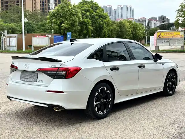 Honda Civic 2022 240TURBO CVT Sport Edition — фото 5