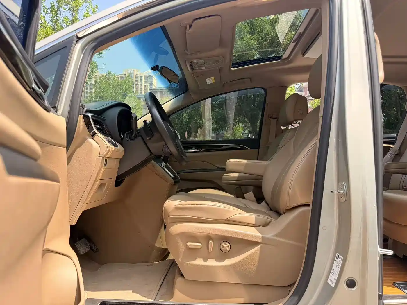 Buick GL8 2017 ES 28T Premium China V фото 11