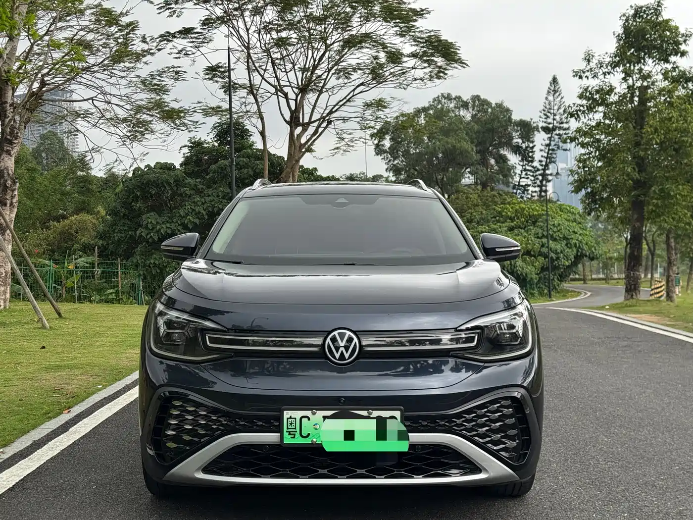 Volkswagen ID.6 CROZZ 2022 Long Range Lite PRO Version фото 2