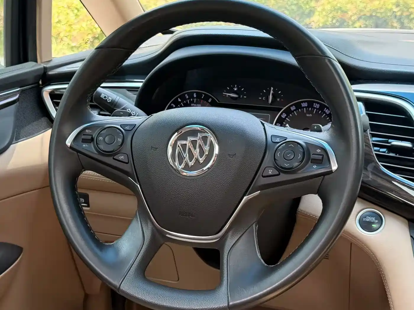 Buick GL8 2017 ES 28T Premium China V фото 15