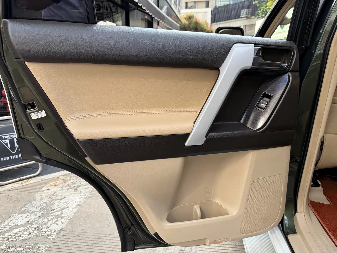 Toyota Prado 2010 4.0L Automatic TX фото 19