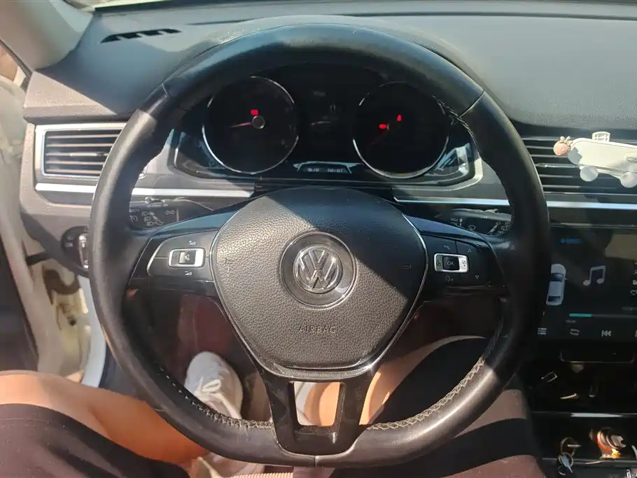 Volkswagen C-TREK 2017 1.6L Manual Comfort фото 15