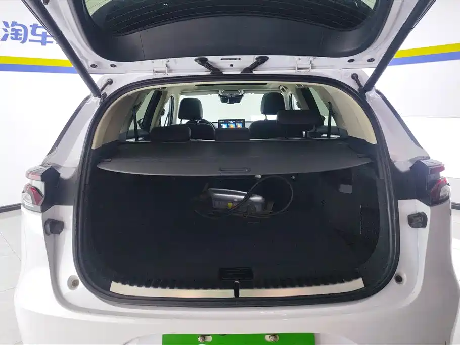 BYD Tang New Energy 2018 DM 2.0T Full-time 4WD Smart Connect Creation Edition 5-seater China V фото 4