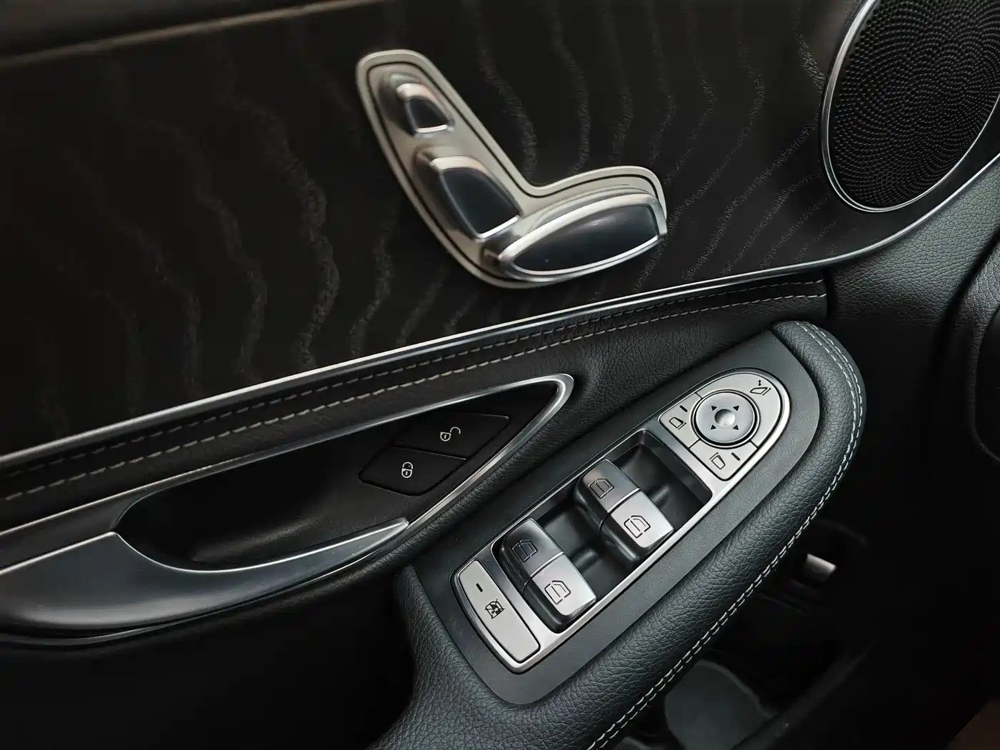 Mercedes-Benz C-Class 2017 Facelift C 180 L Fashion Sport Edition фото 16