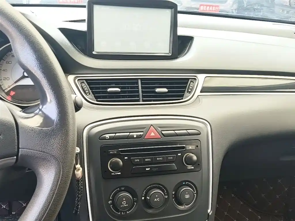 Peugeot 308 2014 Model Joy Edition Classic 1.6L Automatic Superior Style фото 13