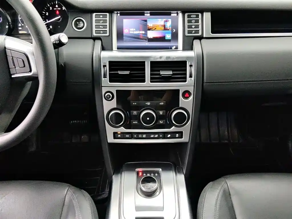 Land Rover Discovery Sport 2017 2.0T PURE фото 20