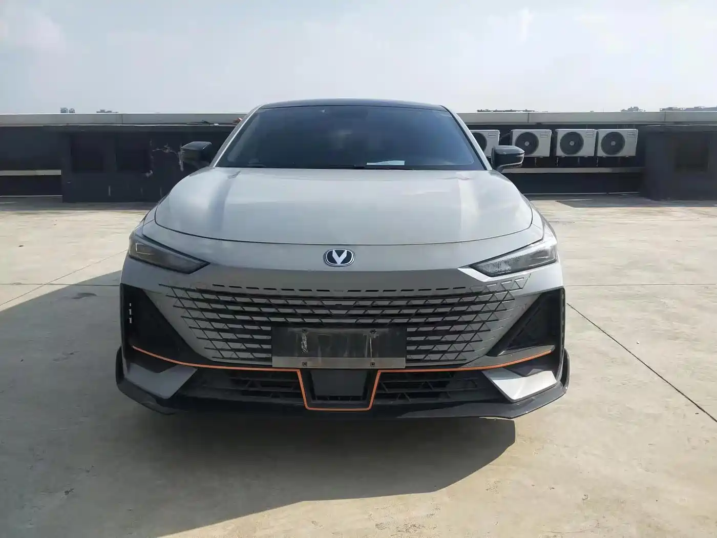 CHANGAN UNI-V