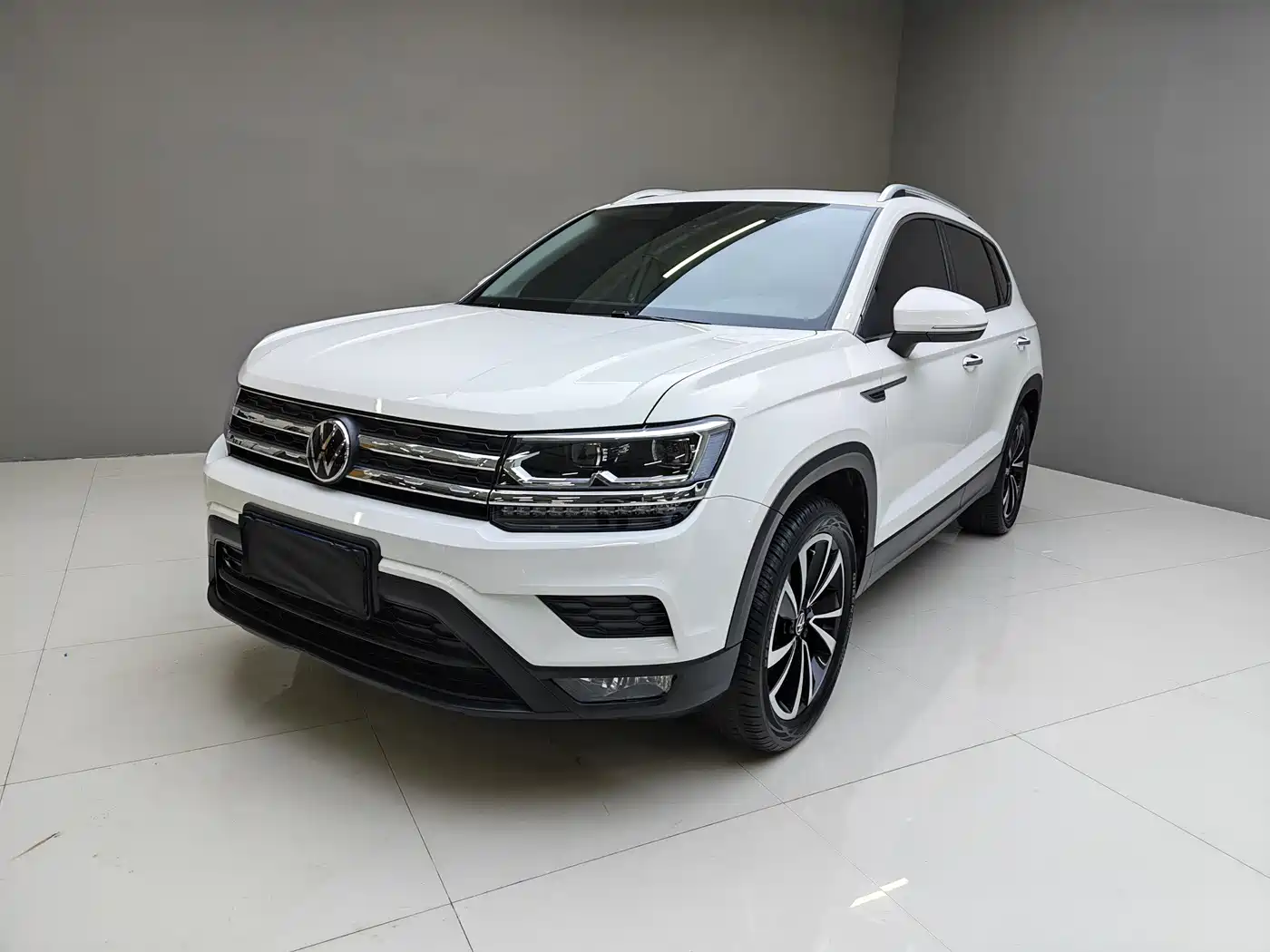 Volkswagen Tharu 2022 280TSI FWD Luxury Edition