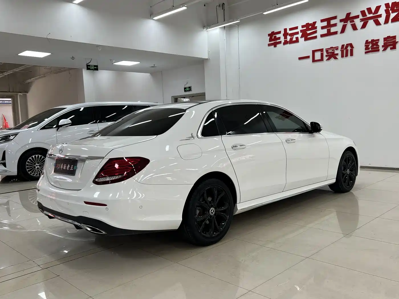 Mercedes-Benz E-Class 2020 Facelift E 300 L Sport Fashion фото 4