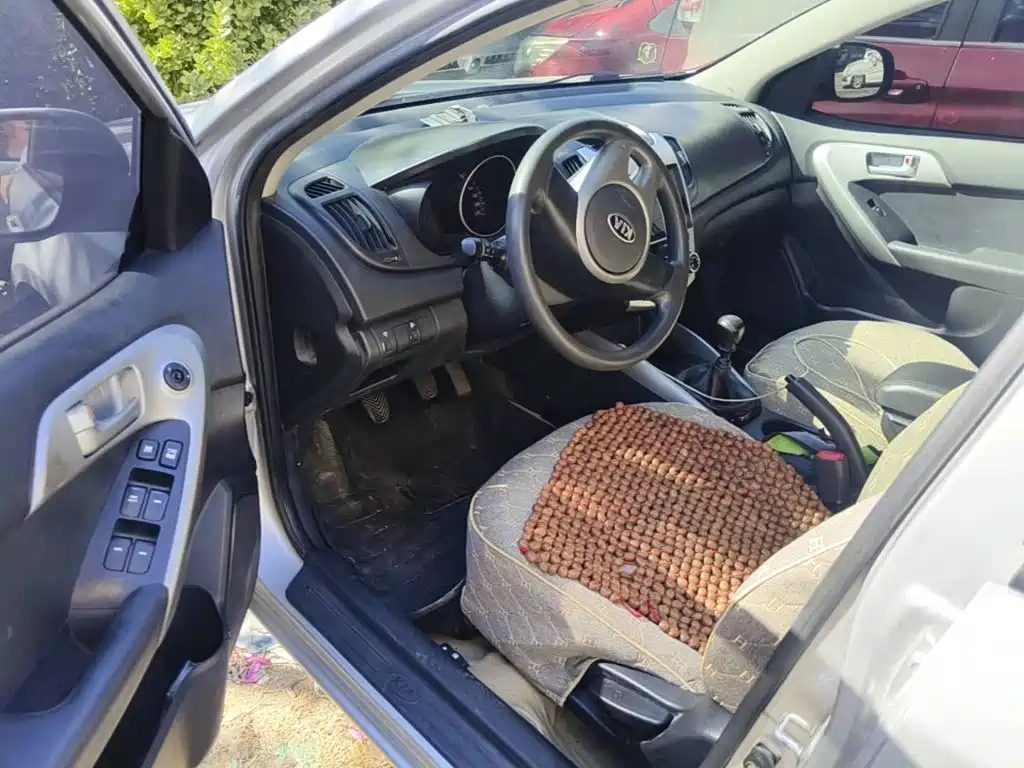 Kia Forte 2014 2014 1.6L MT GL