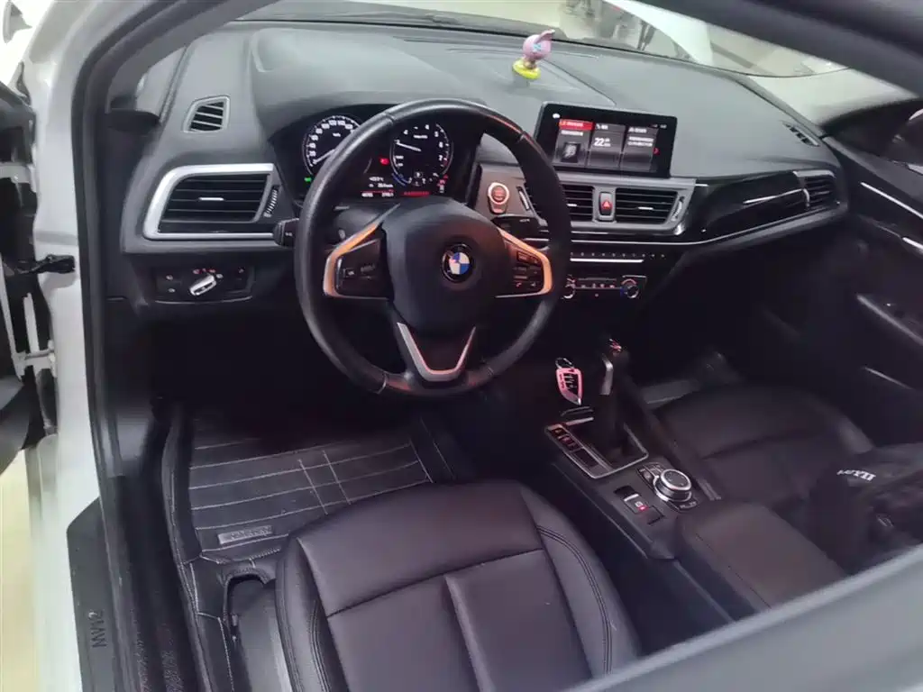 BMW 1 Series 2019 118i Fashion Edition фото 10