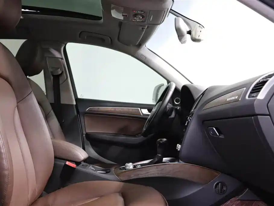 Audi Q5 2018 2017 40 TFSI Comfort