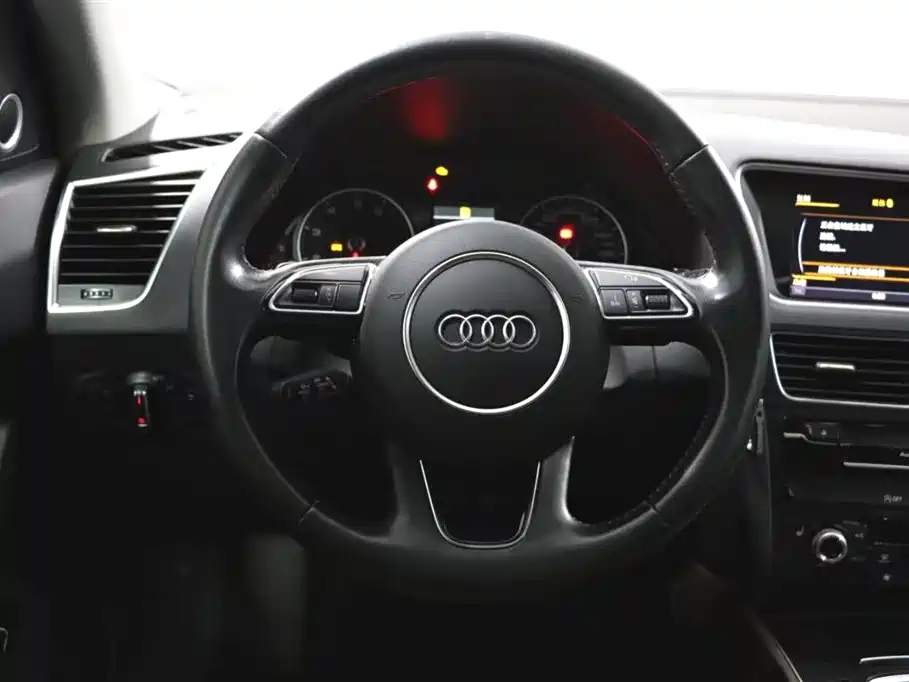 Audi Q5 2018 2017 40 TFSI Comfort