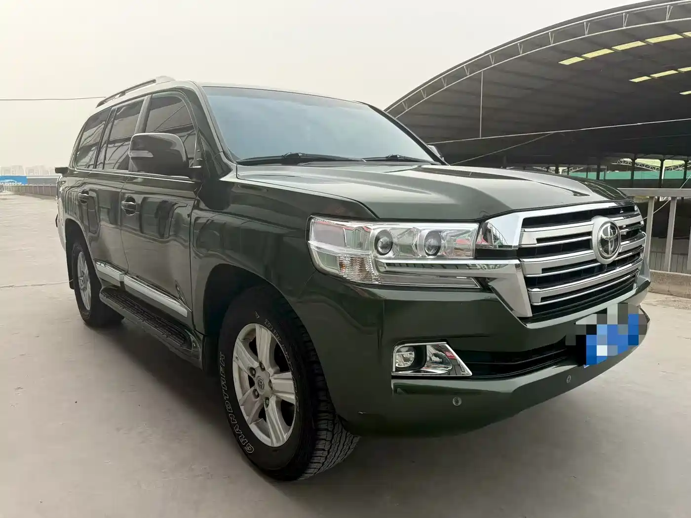Toyota Land Cruiser (Import) фото 3