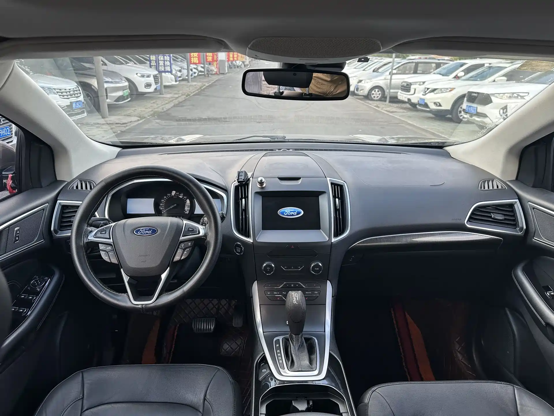 Фото 5 - Ford Edge