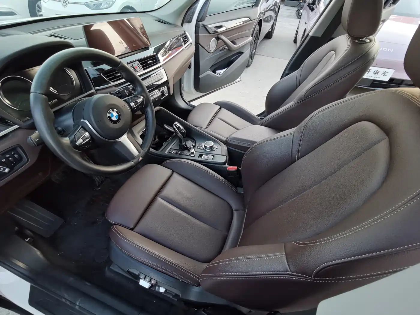 BMW X1 2020 sDrive25Li Leading Model фото 11