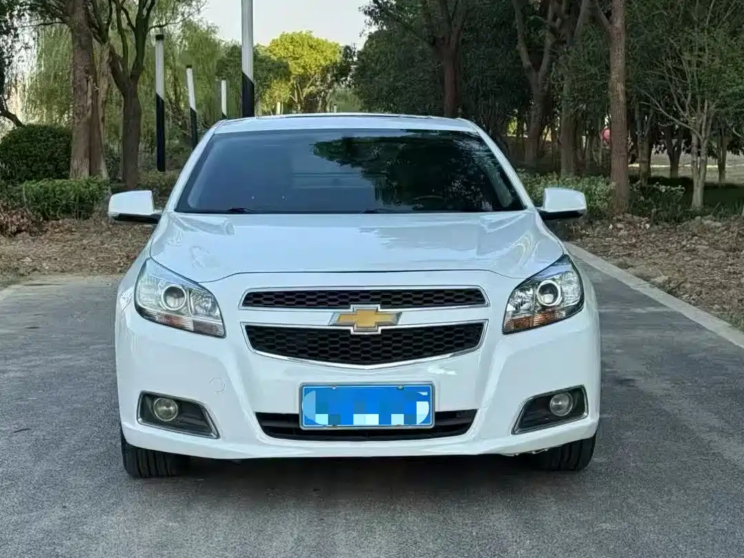 Chevrolet Malibu 2014 2.0L Automatic Luxury фото 2