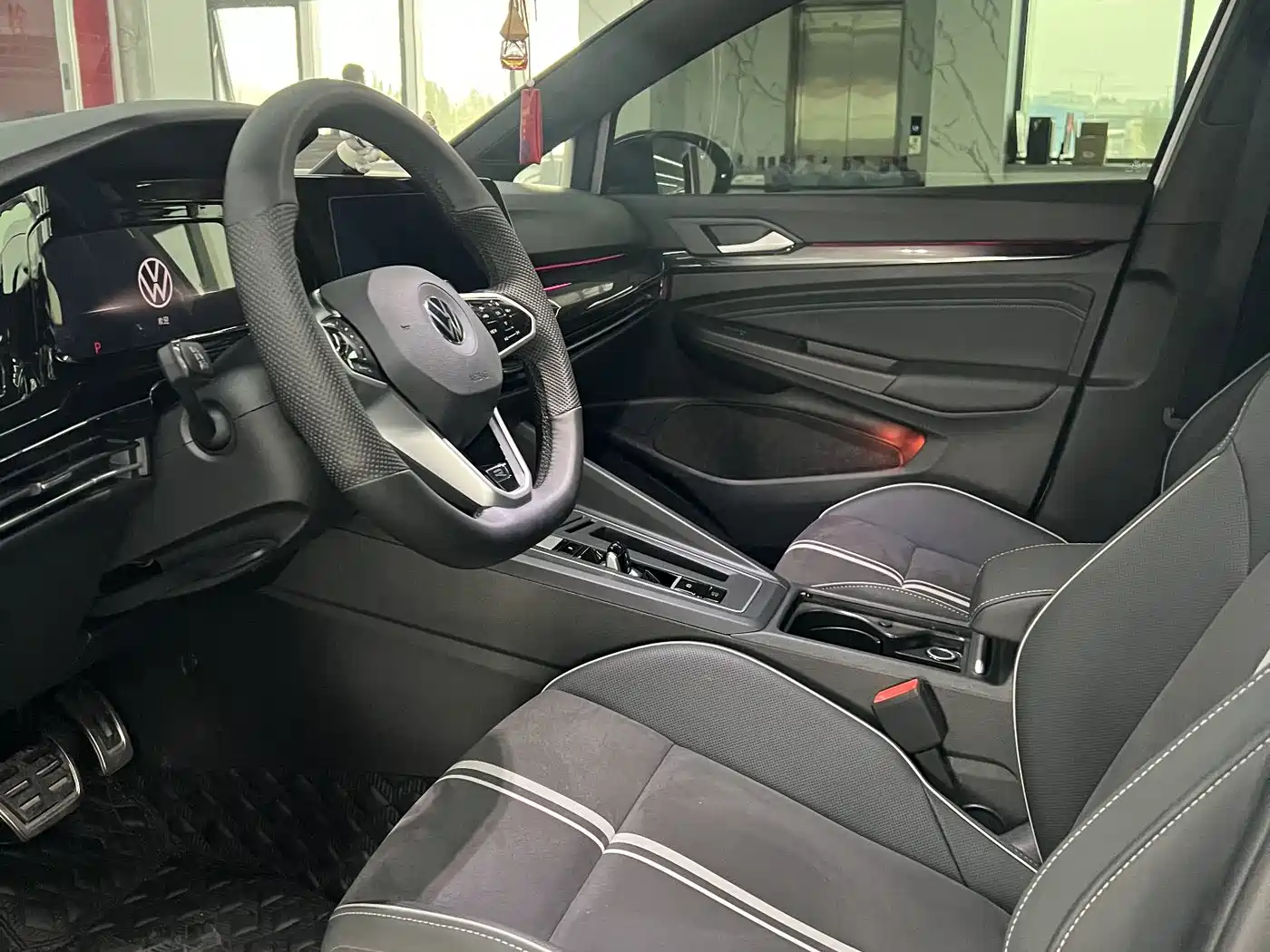 Volkswagen Golf 2023 Facelift 280TSI DSG R-Line Lite фото 7