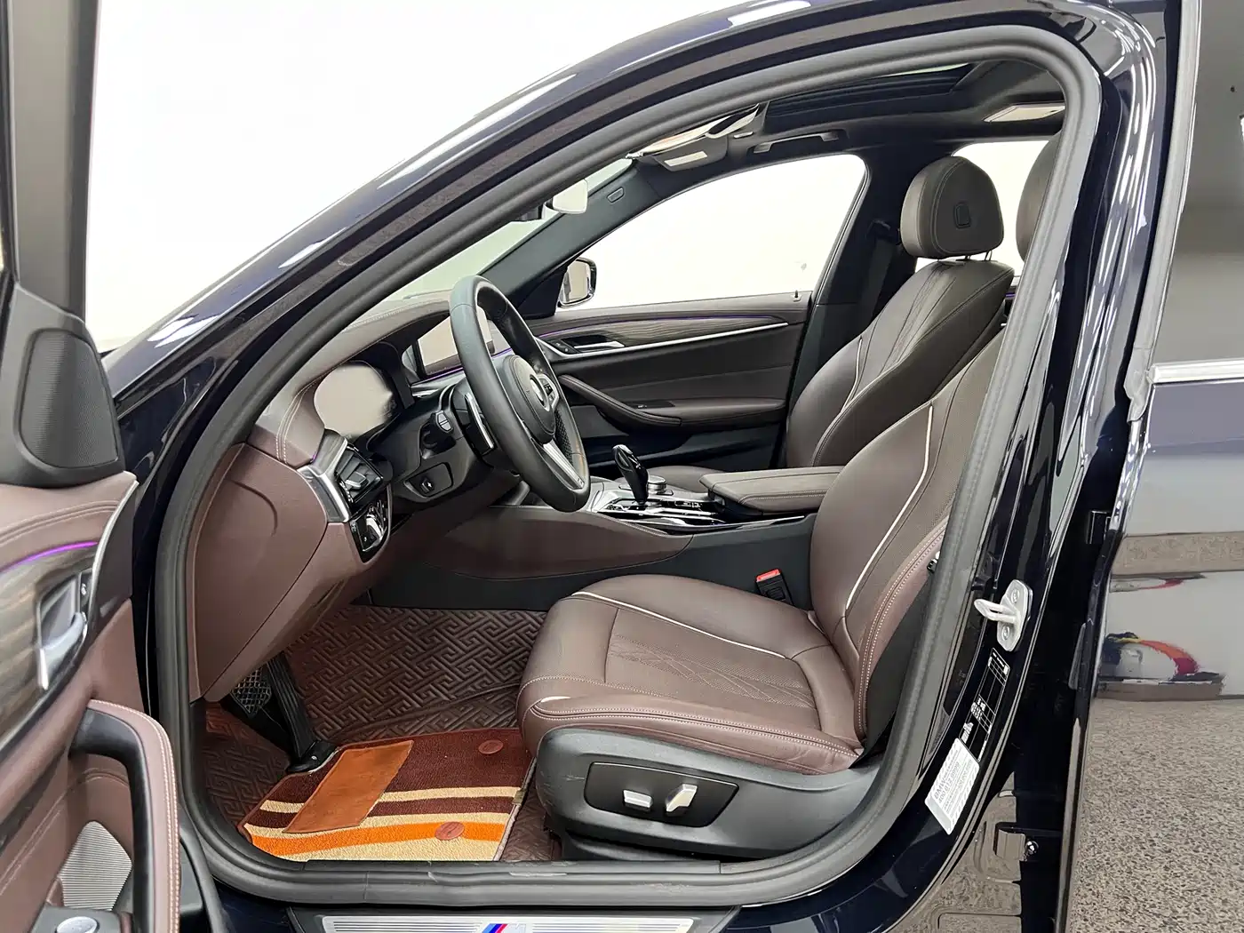 BMW 5 Series 2022 Facelift 530Li Leading M Sport Package фото 13