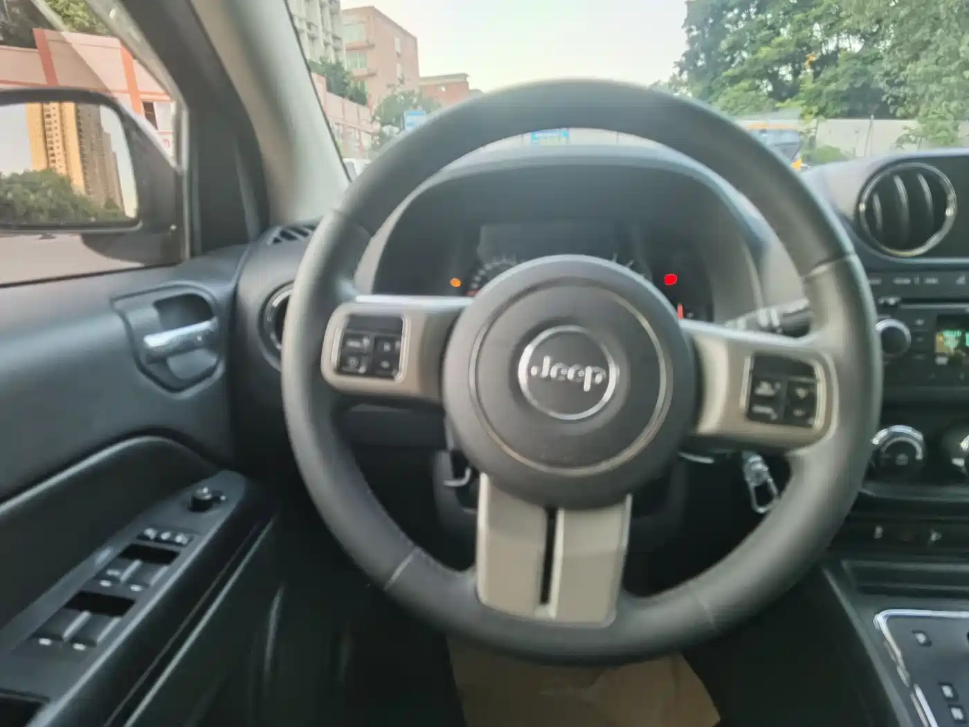 Фото 15 - Jeep Compass (Import)