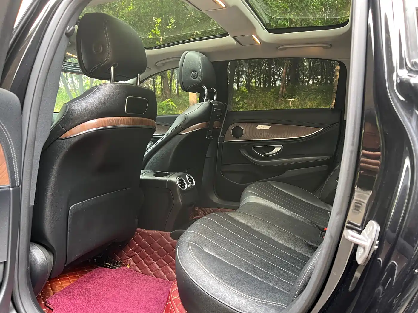 Mercedes-Benz E-Class 2016 E 300 L Fashion Type фото 6