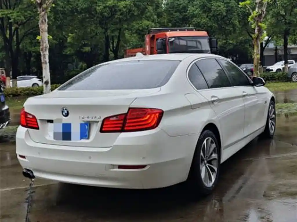 BMW 5 Series 2017 525Li Luxury Design Package фото 9