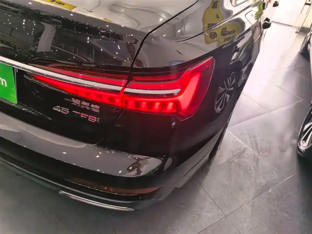 Audi A6L 2019 45 TFSI Premium Dynamic фото 8