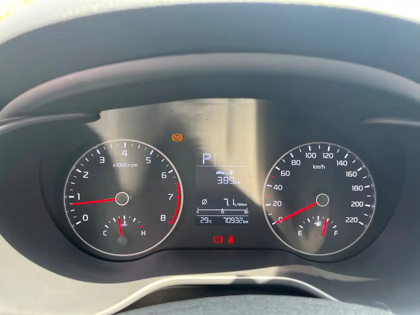Kia K2 2017 2017 Sedan 1.4L AT GLS