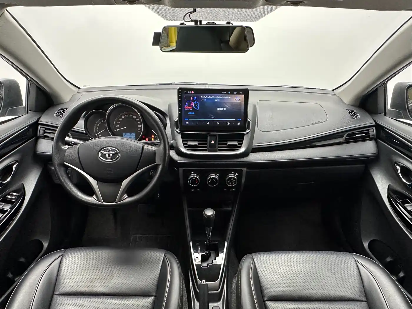 Toyota YARiS L Zhi Xuan 2022 Zhi Xuan X 1.5L CVT Luxury PLUS Edition фото 9