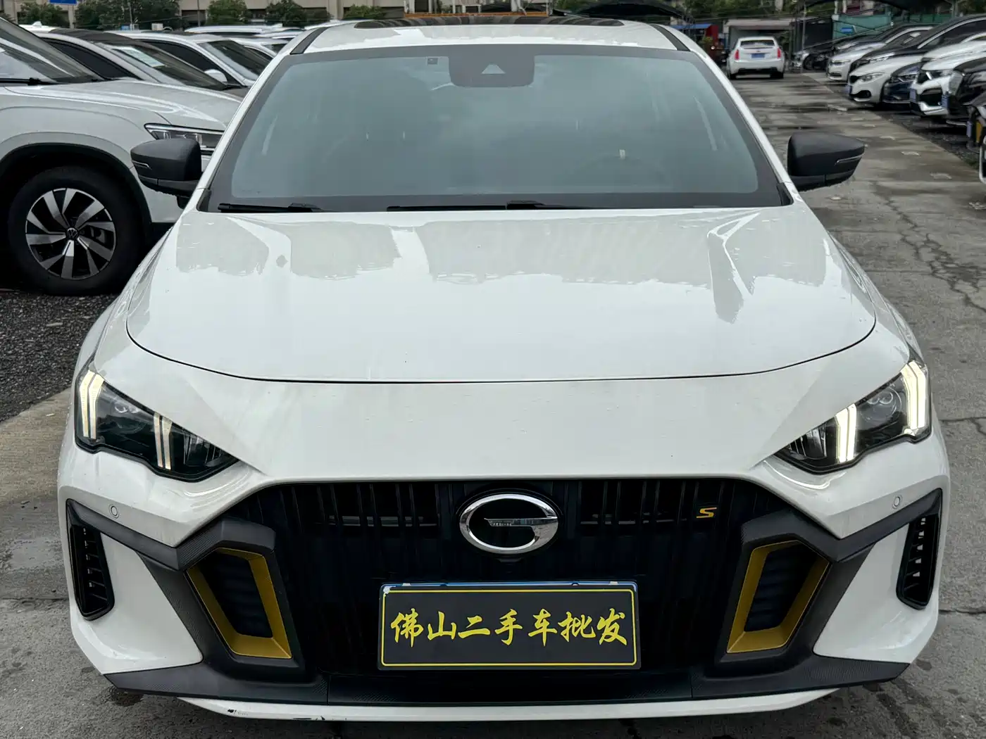 GAC Trumpchi Trumpchi Emkoo 2021 270T DCT J15 Edition фото 2