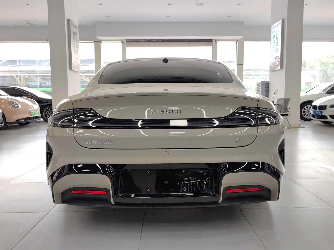Xiaomi Auto Xiaomi SU7 2024 RWD Long Range Intelligent Driving Edition фото 13
