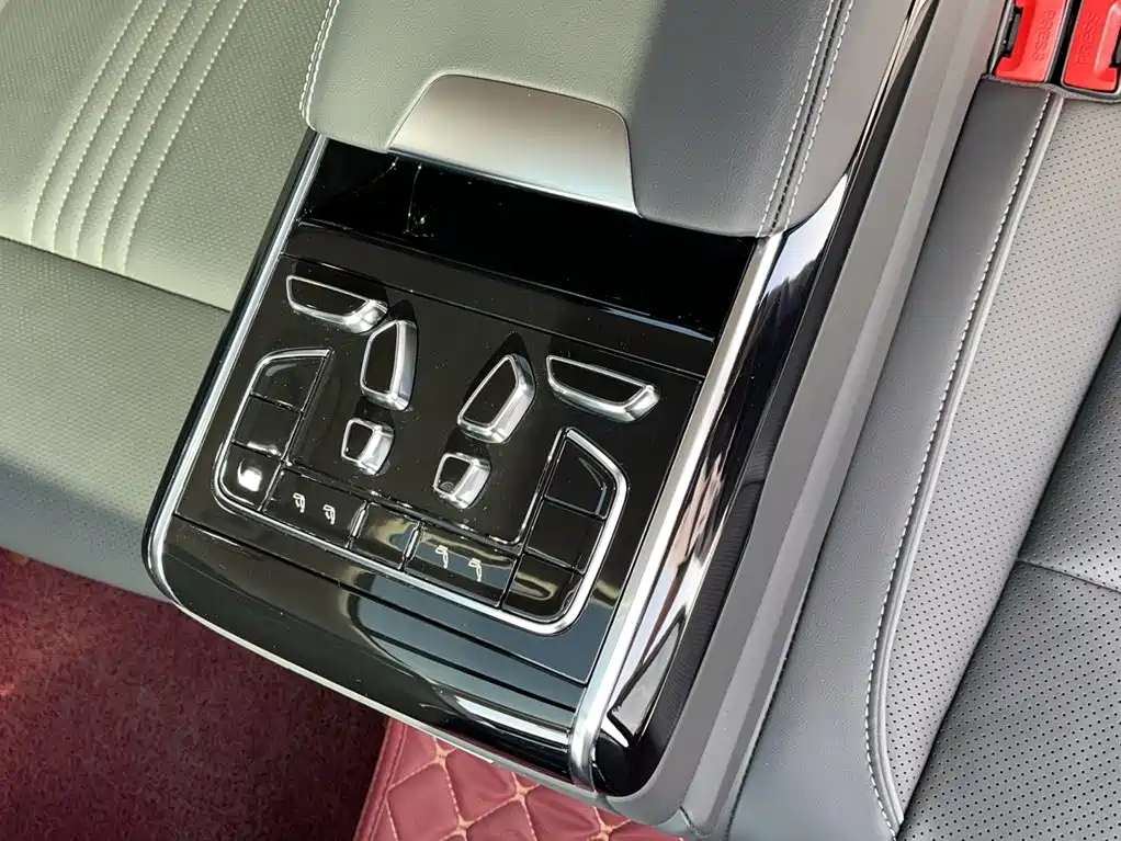 Hongqi H9 2021 2020 2.0T Smart Connection Qi Xiang Edition