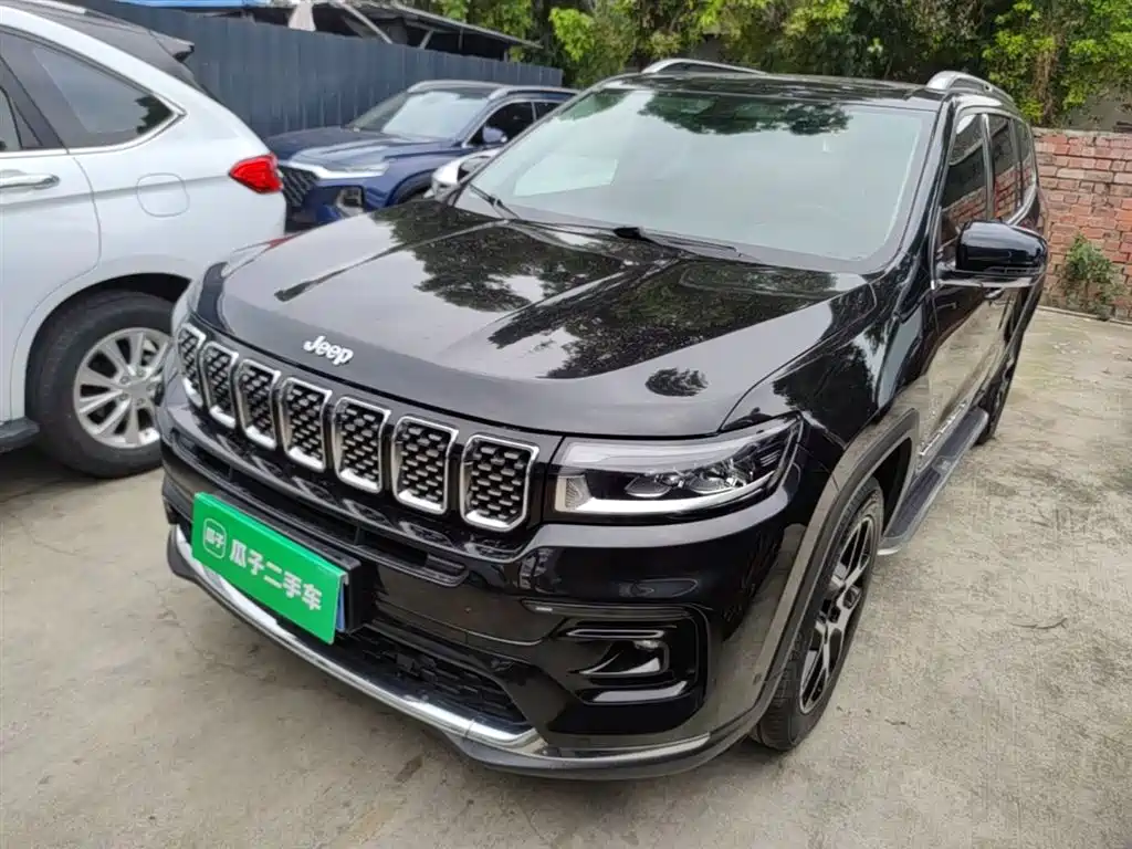 JEEP GRAND COMMANDER