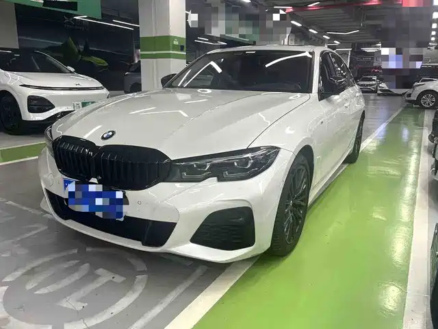BMW BMW 3 Series 2022 330i M Sport Shadow Edition