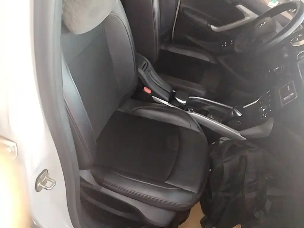 صورة 25 - Citroën C3-XR