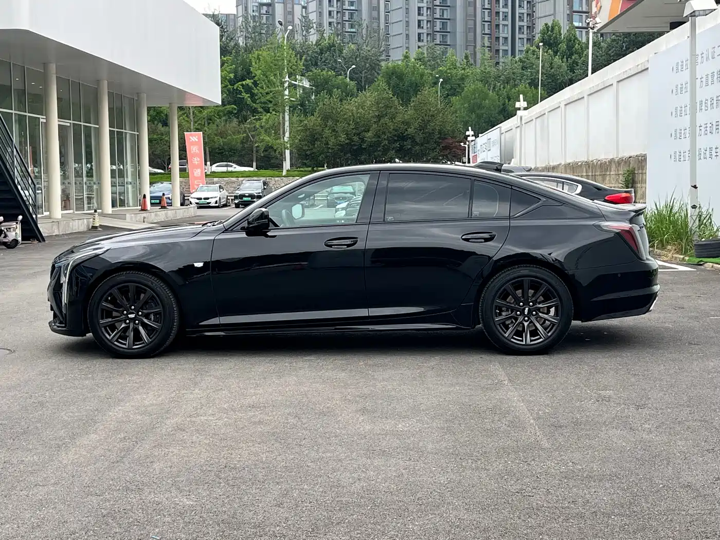 Cadillac CT5 2024 28T Premium фото 3