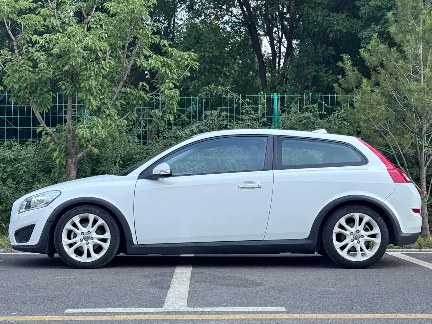 Volvo C30 2013 2012 2.0L Aktiv Dynamic Pack