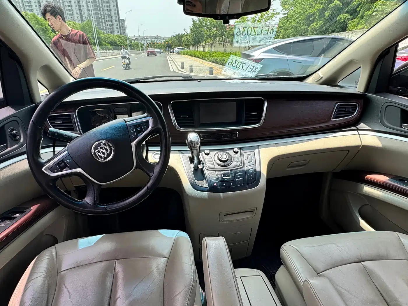Buick GL8 2014 2.4L LT Luxury Business Executive фото 9