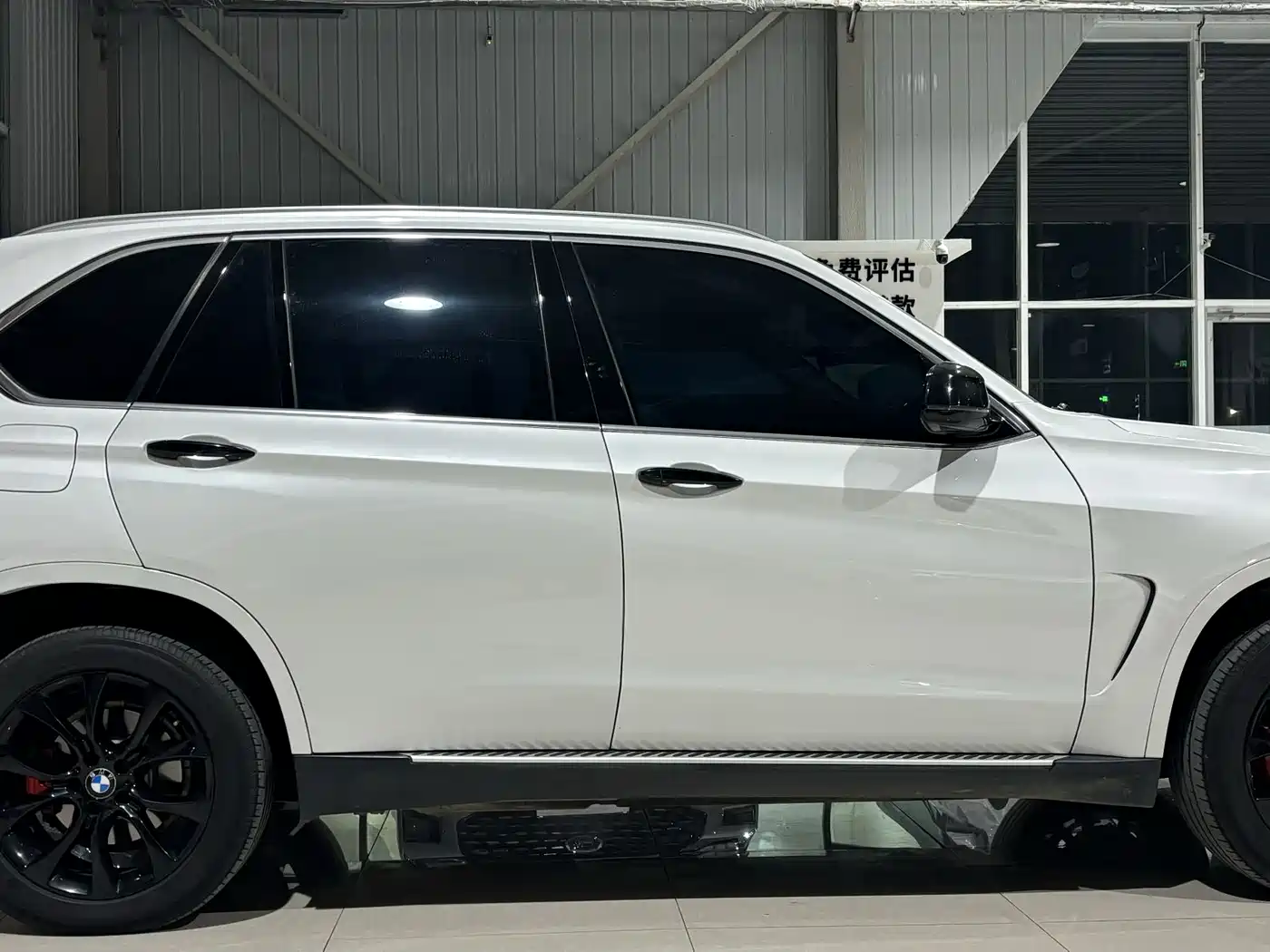 BMW X5 (Import) 2018 xDrive28i фото 7