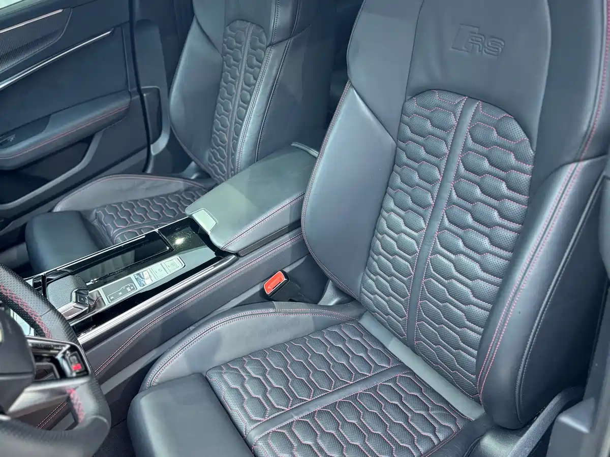 Audi RS 6 2022 RS 6 4.0T Avant фото 12