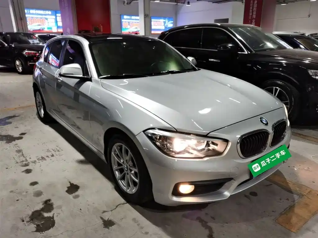BMW 1 Series (Import) 2016 118i Leading фото 4