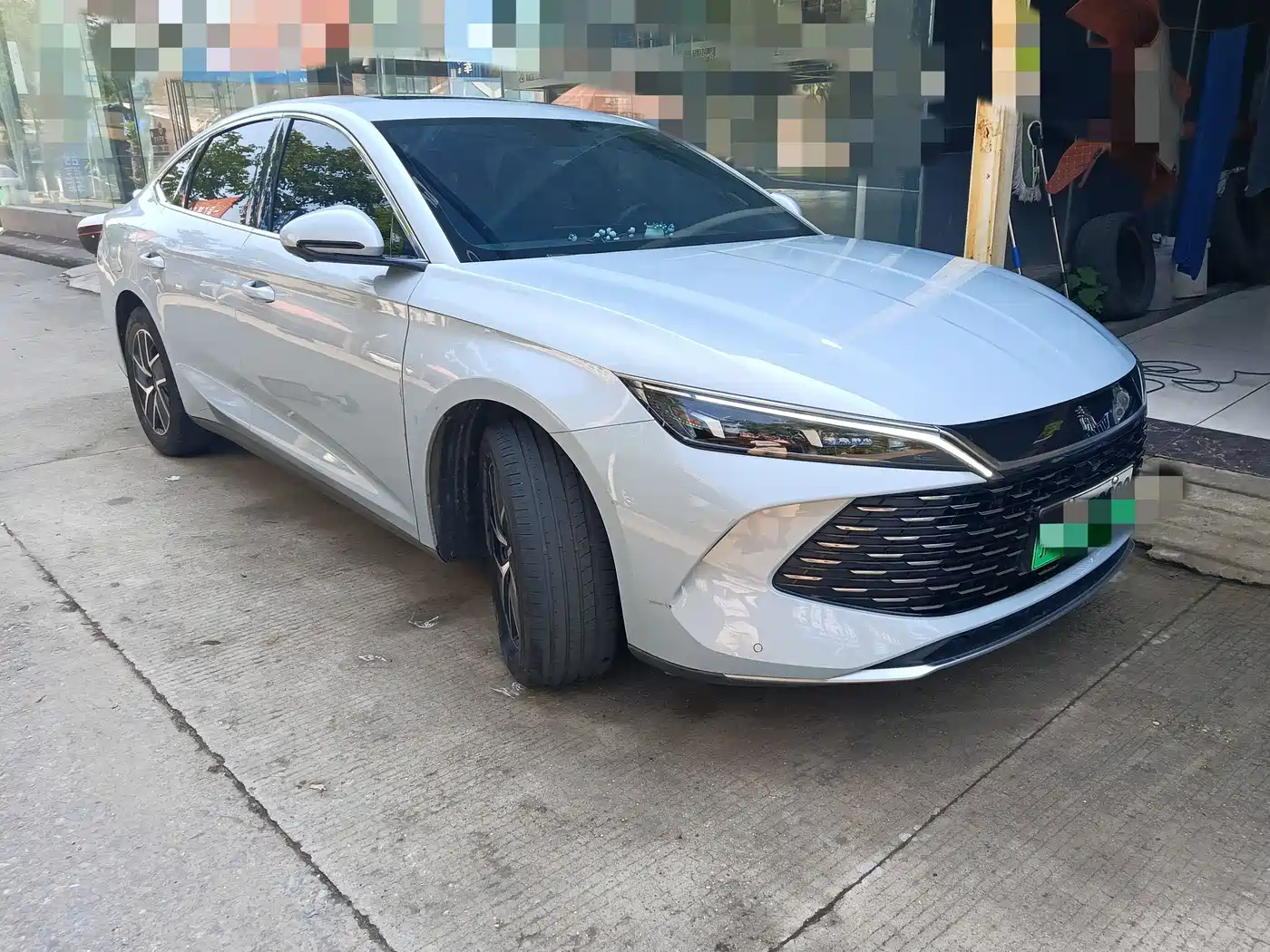 BYD Qin L 2024 2024 DM-i 120KM Leading