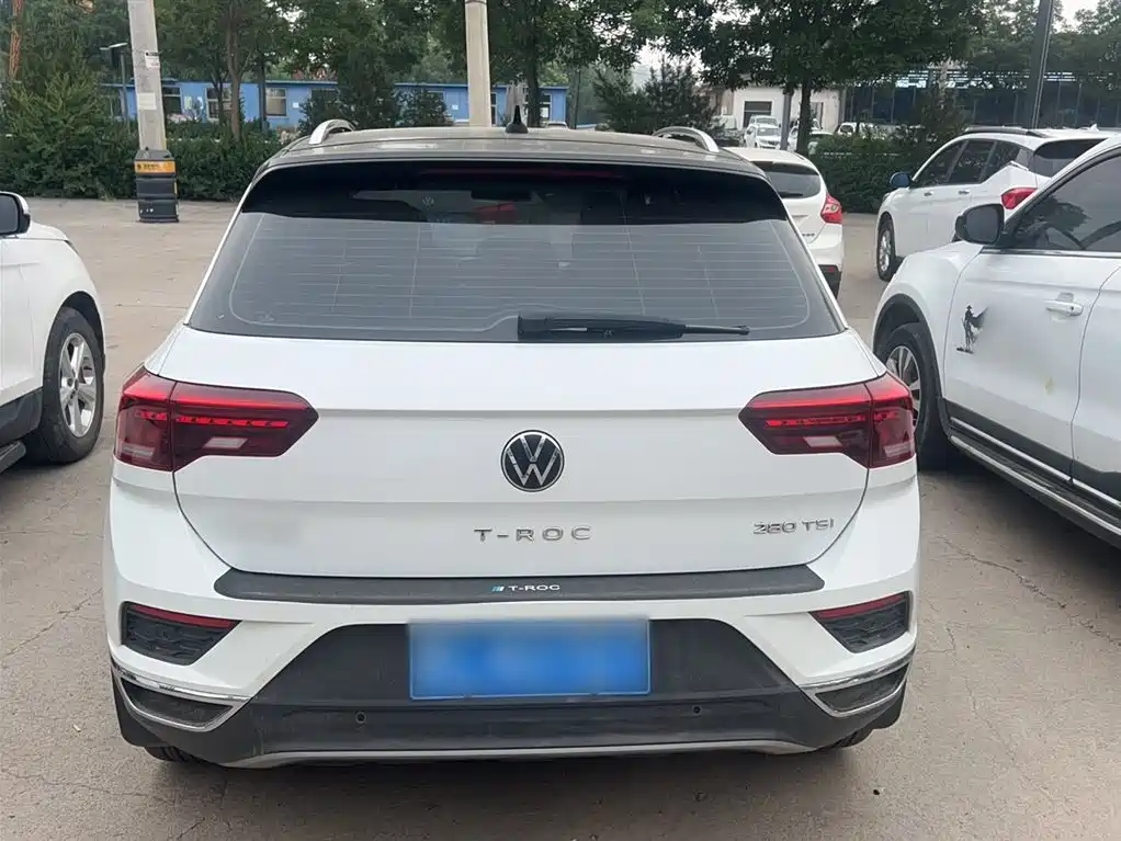 VOLKSWAGEN T-ROC EXPLORING SONGS